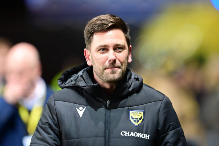 Oxford United v Northampton Town EFL Sky Bet League 1 20/02/2024. Oxford United manager Des Buckingham during the EFL Sk