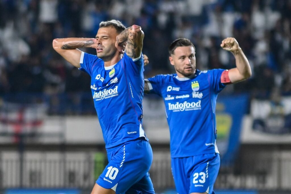 66e90416755f0 Tyronne del Pino Bicara Masa Depannya Bersama Persib
